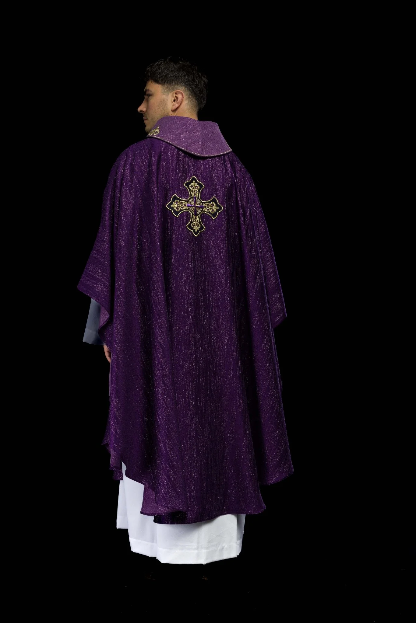 Purple Liturgical Chasuble with Embroidered Cross on Decorative Fabric - Image 10