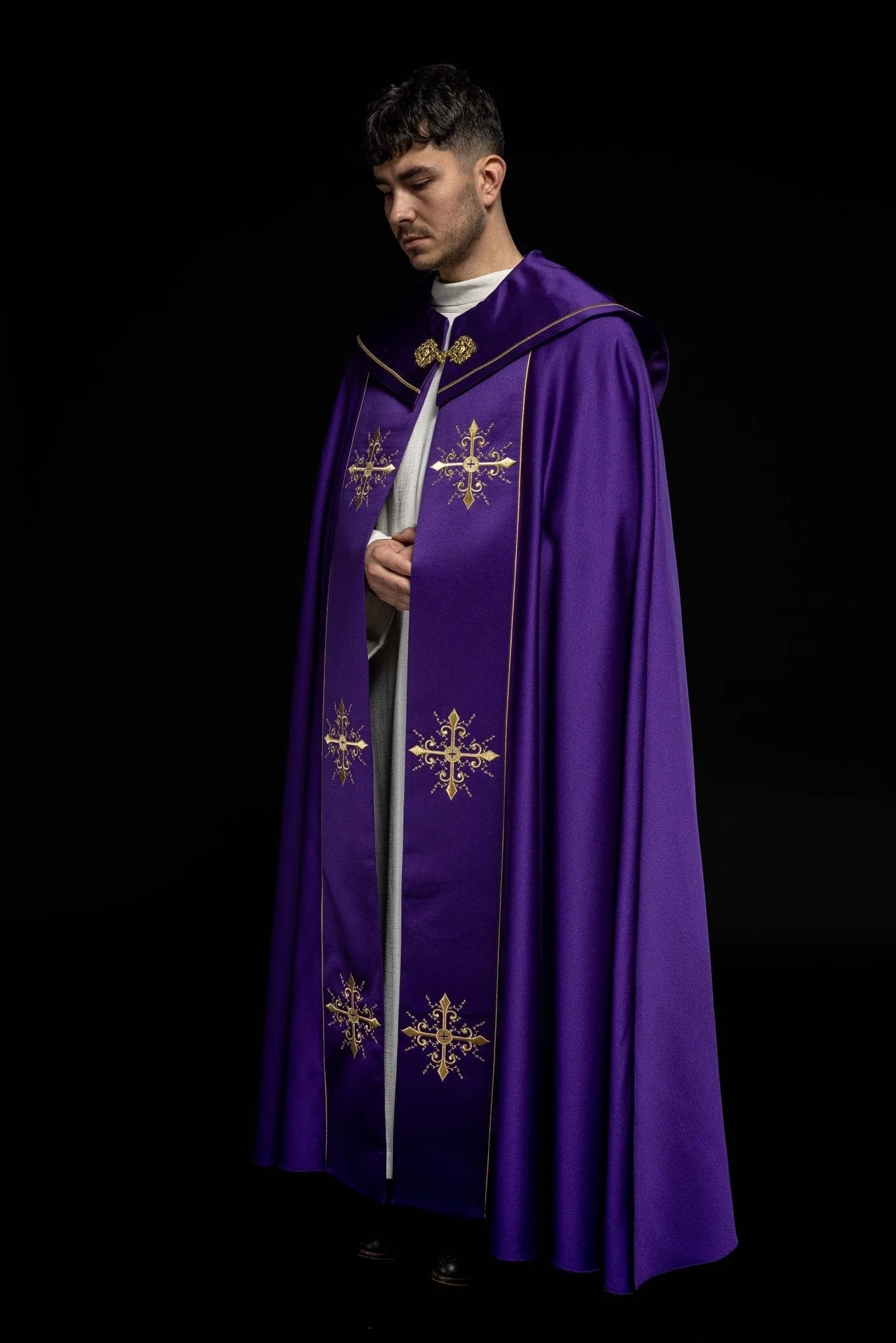 Purple priests cope emboidered - Image 7