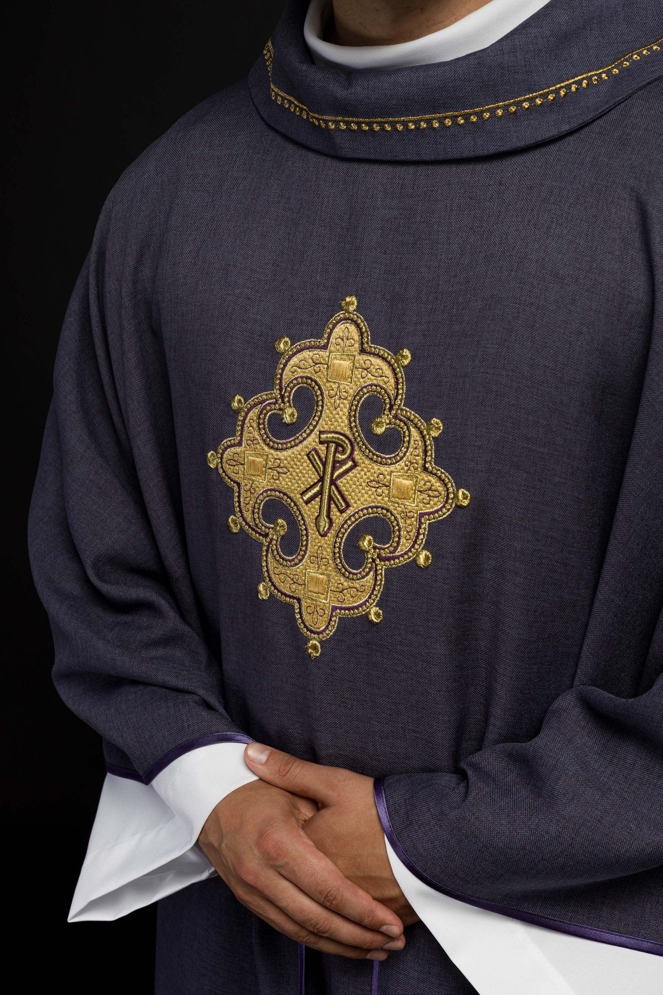 Purple robe with gold PAX embroidery - Image 3