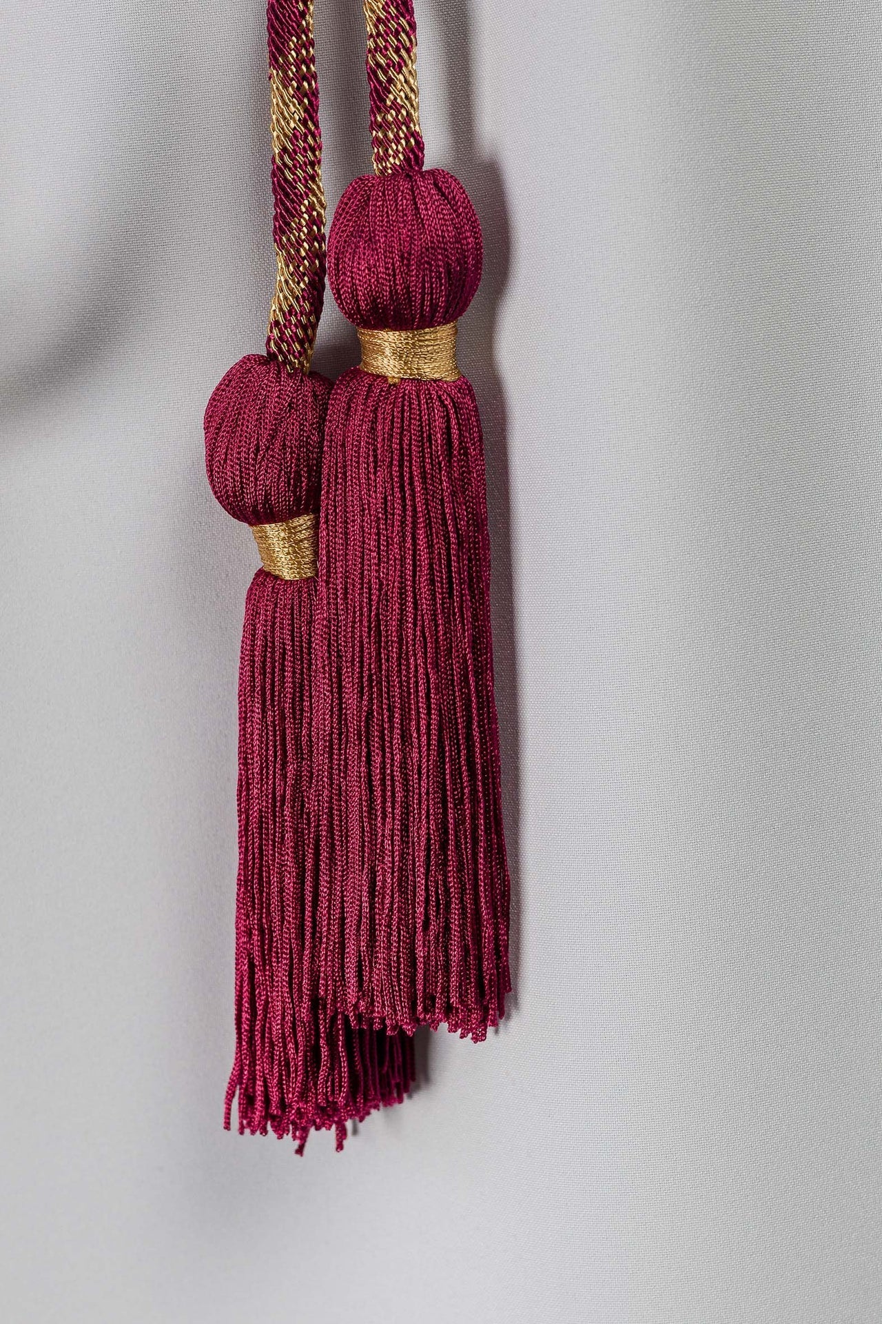 Red and Gold Liturgical Cincture Premium - Image 3