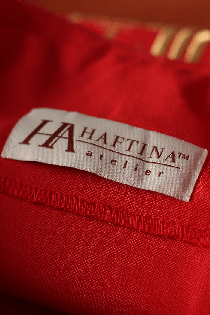 Red chasuble embroidered with IHS motif - Image 3