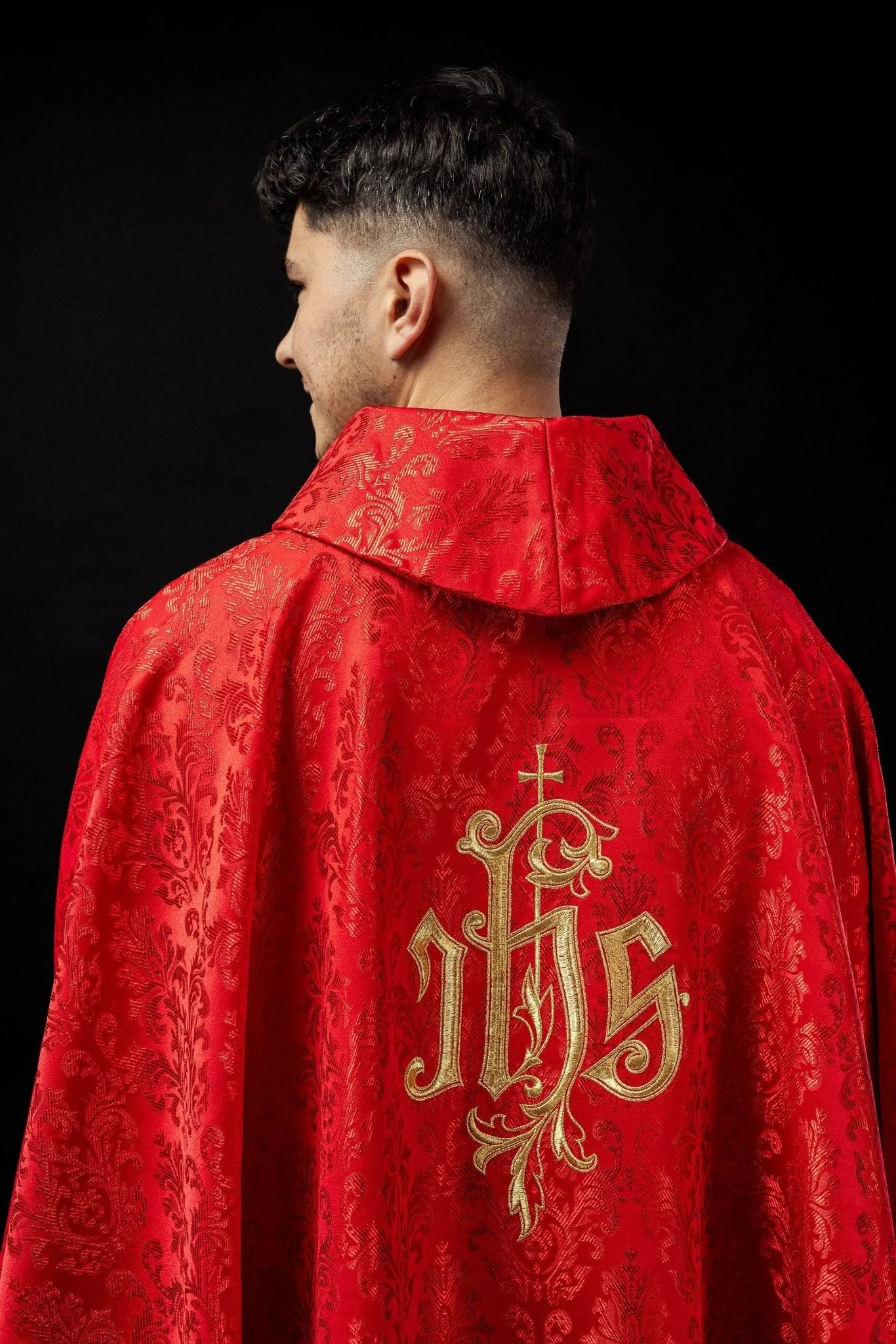 Red chasuble made of floral texture with classic IHS - Image 5