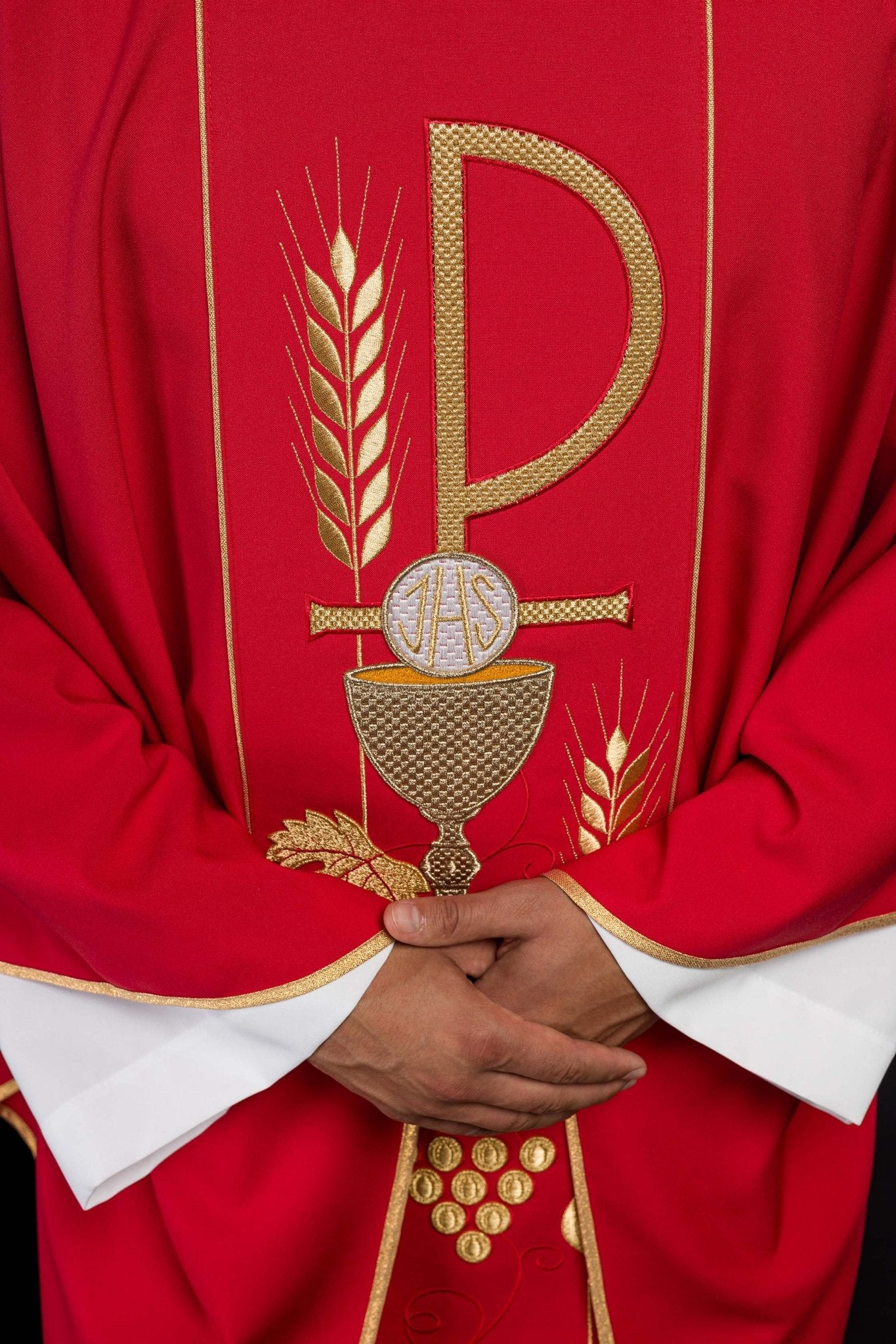 Red chasuble with embroidered PX and chalice symbol - Image 3