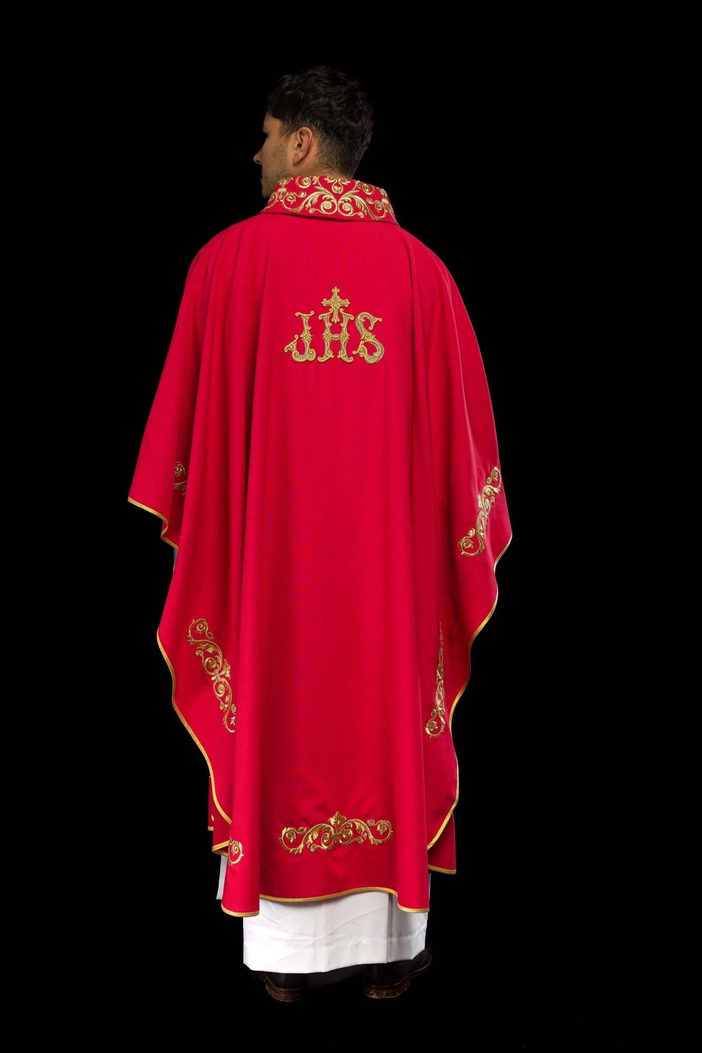 Red chasuble with embroidery around silhouette - Image 8