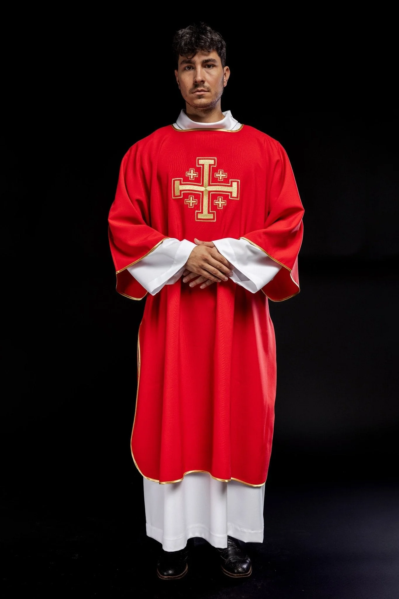 Red dalmatic priest with embroidered gold crosses - Image 2