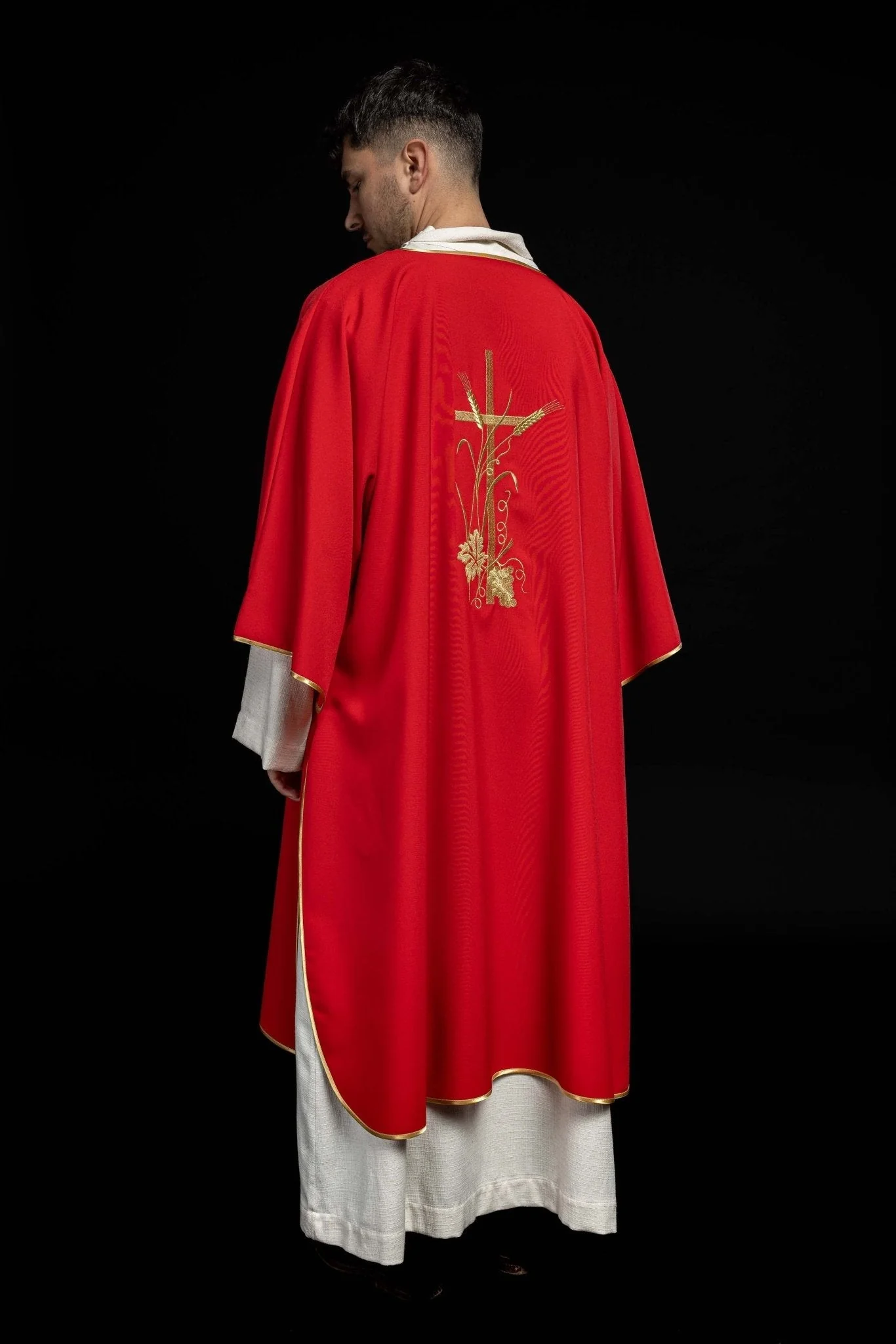 Red dalmatic with golden embroidery of the Pax cross - Image 8