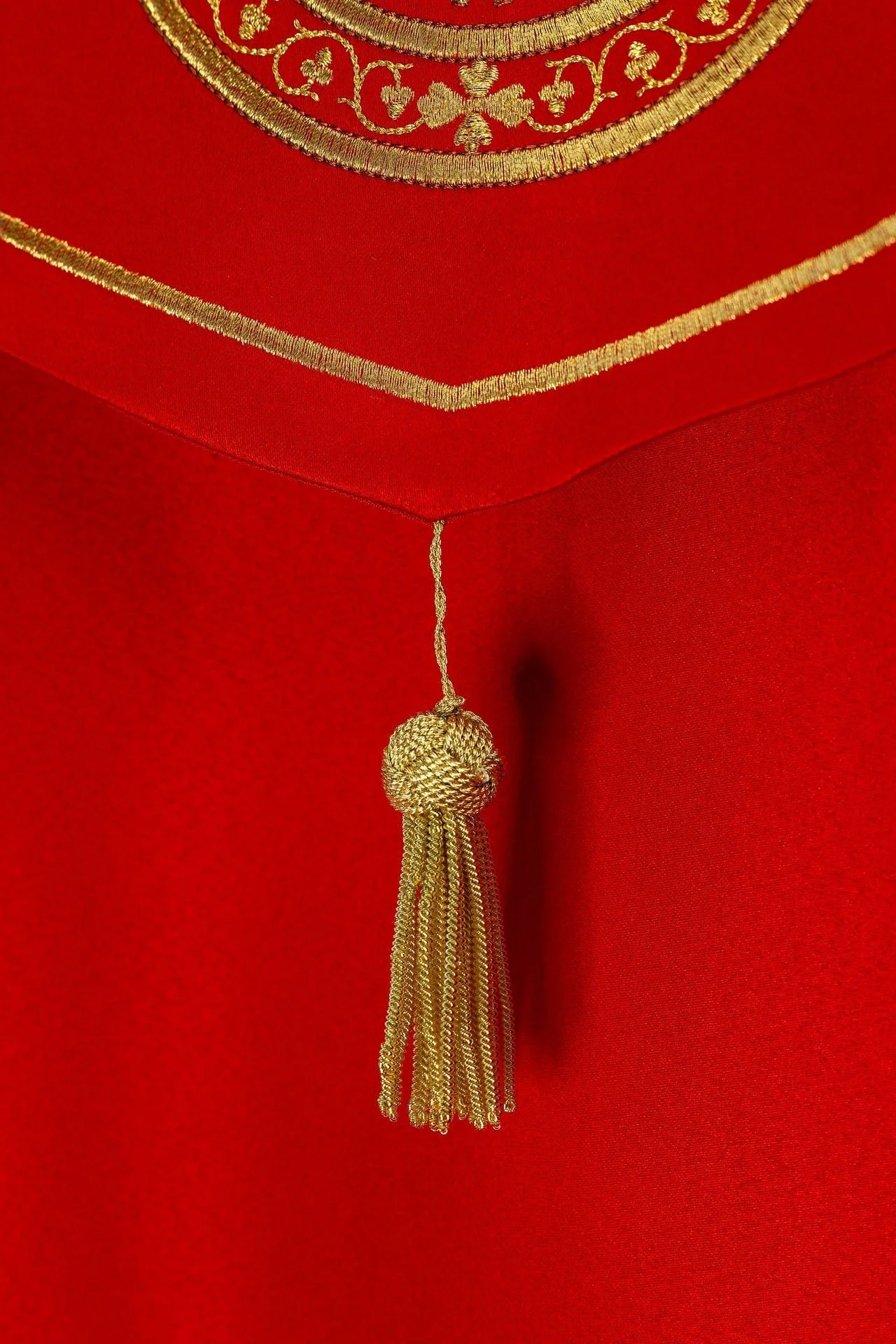 Red embroidered liturgical cope with a chalice motif - Image 7