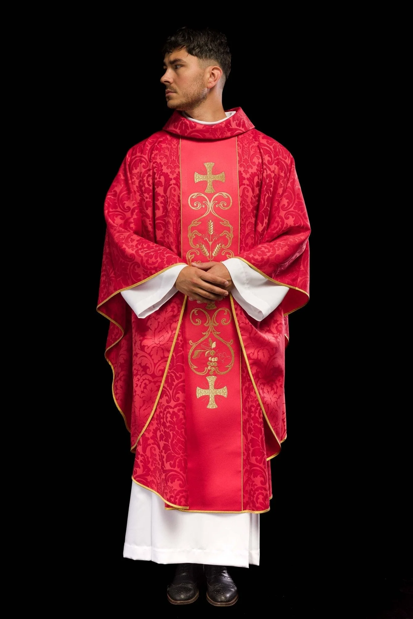 Red liturgical chasuble decorated with an embroidered belt - Image 8