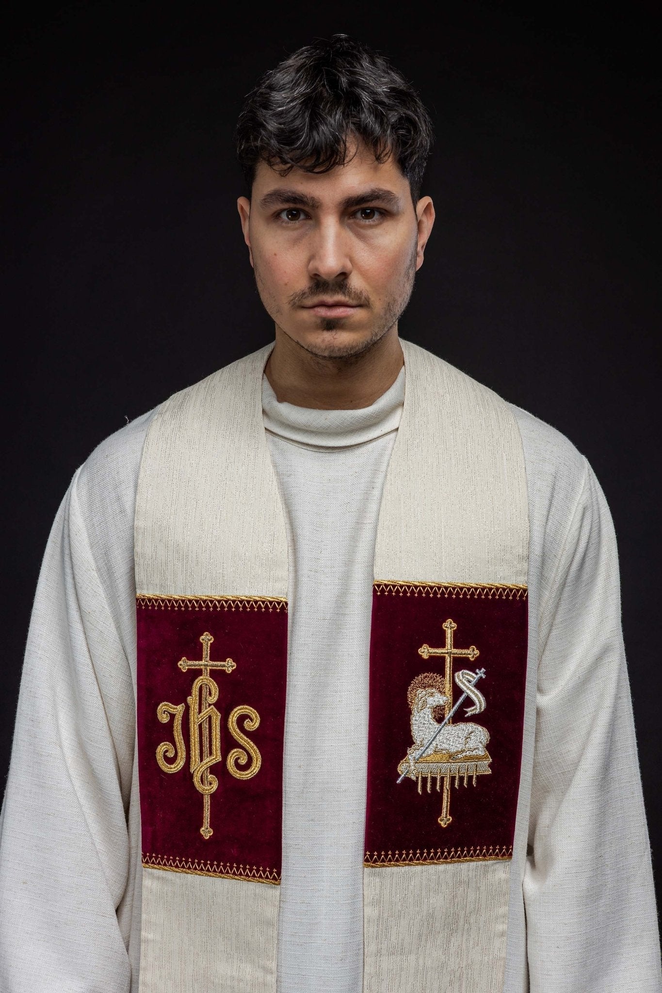 Stole with embroidered Lamb of God and JHS symbol - Image 2