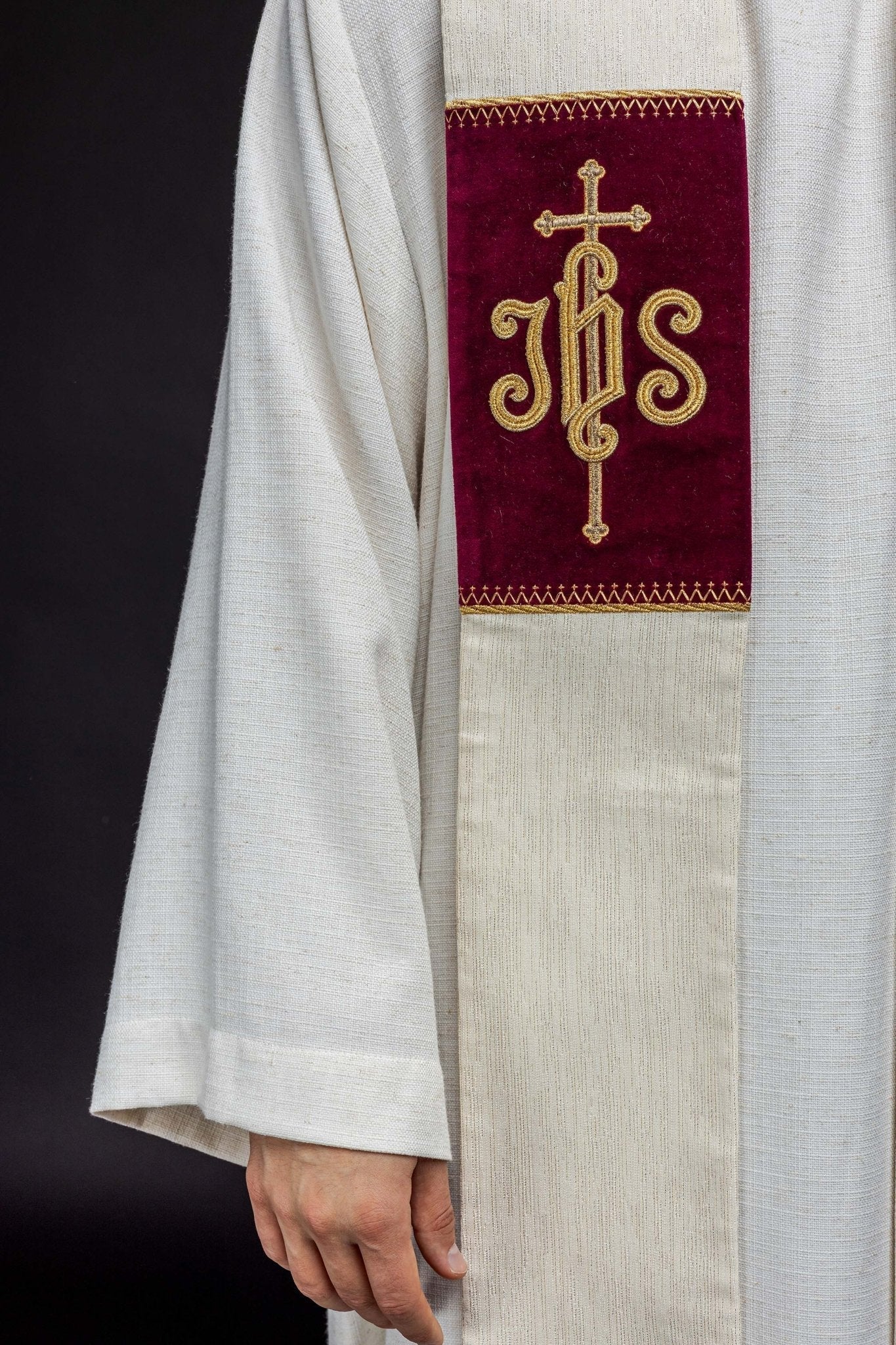 Stole with embroidered Lamb of God and JHS symbol - Image 3