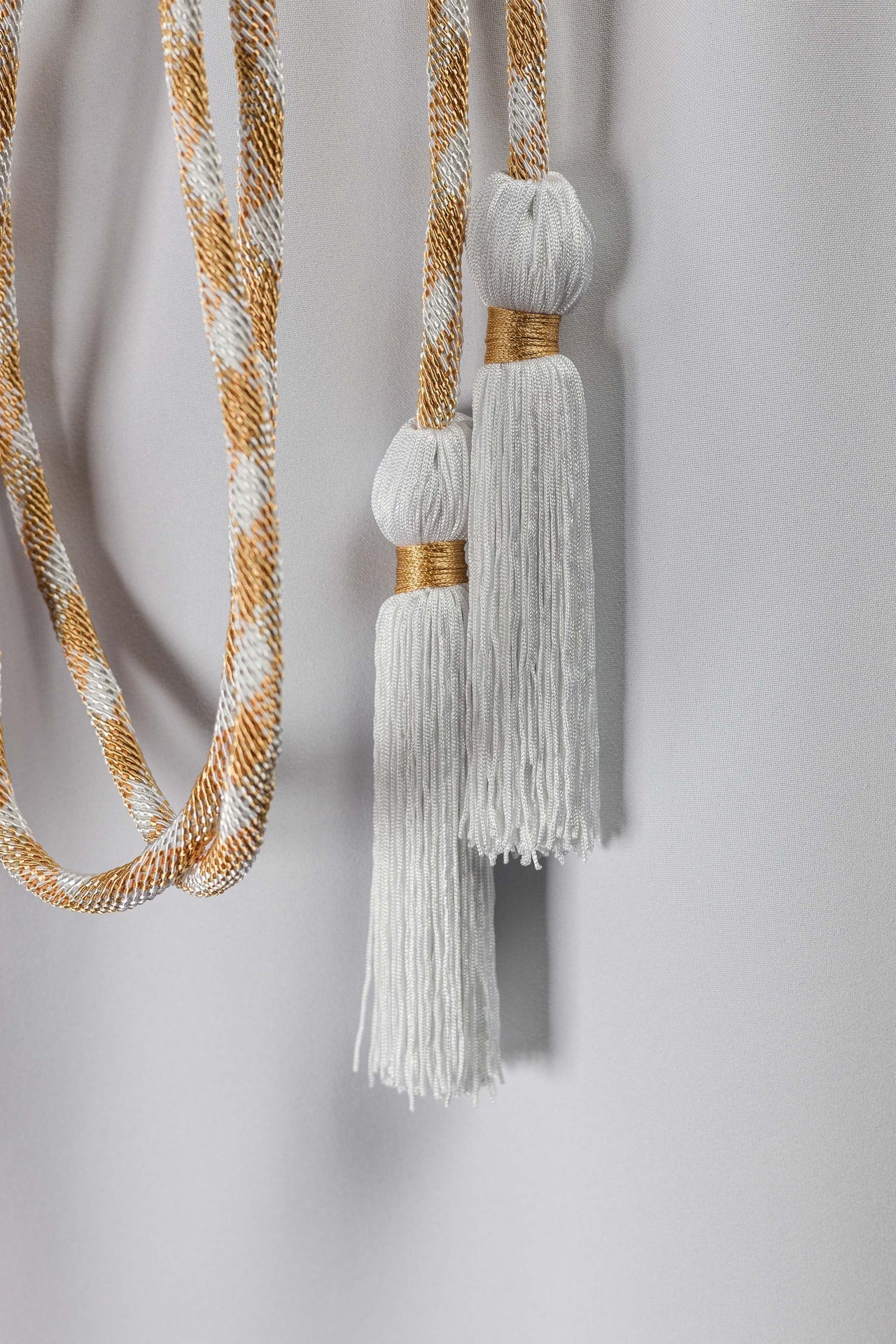 White and Gold Liturgical Cincture Premium - Image 3